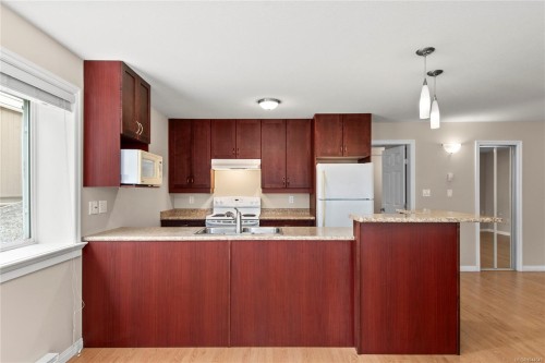 228 Maryland Rd, Campbell River, BC 