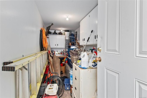 228 Maryland Rd, Campbell River, BC 