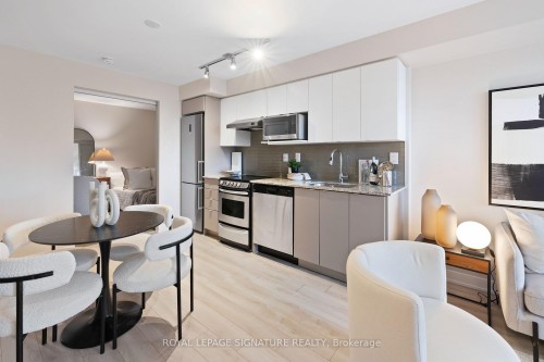 312-160 Flemington Road, Toronto, ON - Indoor