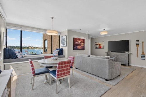 #203-640 Montreal St, Victoria, BC - Indoor