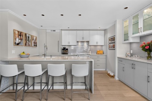 #203-640 Montreal St, Victoria, BC - Indoor