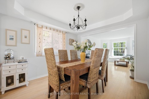 5390 Mcfarren Boulevard, Mississauga, ON - Indoor Photo Showing Dining Room