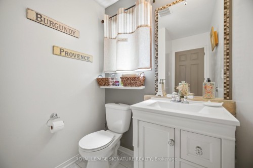 5390 Mcfarren Boulevard, Mississauga, ON - Indoor Photo Showing Bathroom