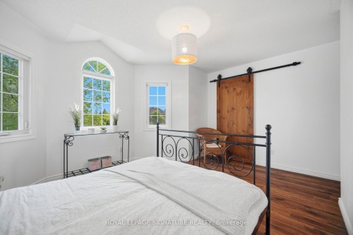 5390 Mcfarren Boulevard, Mississauga, ON - Indoor Photo Showing Bedroom