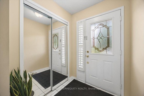 1148 Westview Terrace, Oakville, ON - Indoor Photo Showing Other Room