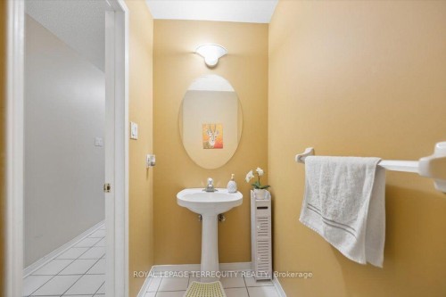 1148 Westview Terrace, Oakville, ON - Indoor Photo Showing Bathroom