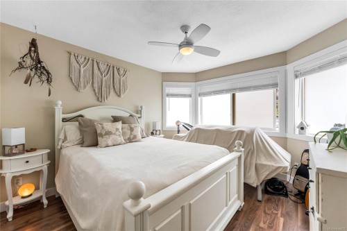 7978 Northview Dr, Crofton, BC - Indoor Photo Showing Bedroom