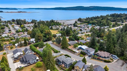 7978 Northview Dr, Crofton, BC - Outdoor With Body Of Water With View