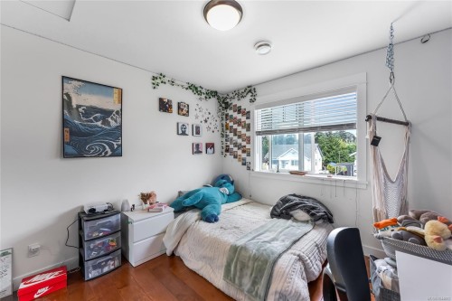 57 Sims Ave, Saanich, BC 