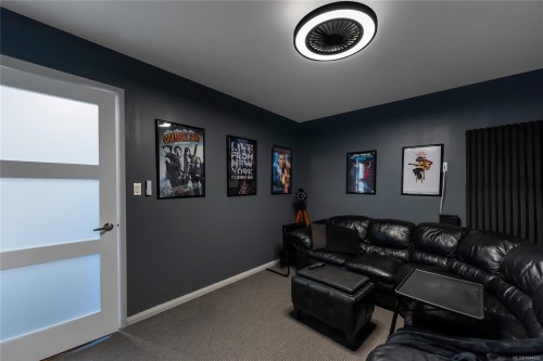57 Sims Ave, Saanich, BC 