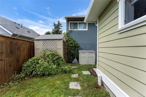 57 Sims Ave, Saanich, BC 