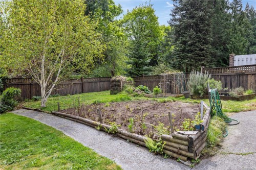 1810 Extension Rd, Nanaimo, BC 