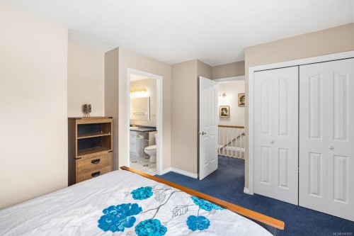 4245 Judge Dr, Cobble Hill, BC 