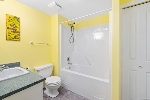 4245 Judge Dr, Cobble Hill, BC 