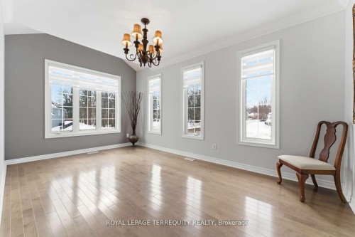 10 Culham Trail, Wasaga Beach, ON - Indoor Photo Showing Other Room
