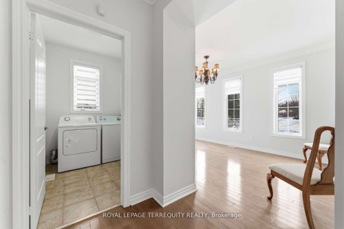 10 Culham Trail, Wasaga Beach, ON - Indoor Photo Showing Laundry Room