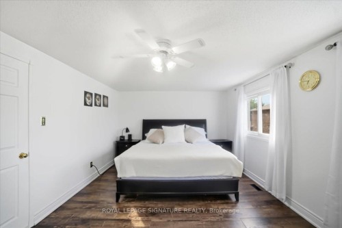 1778 Silverthorn Square, Pickering, ON - Indoor Photo Showing Bedroom