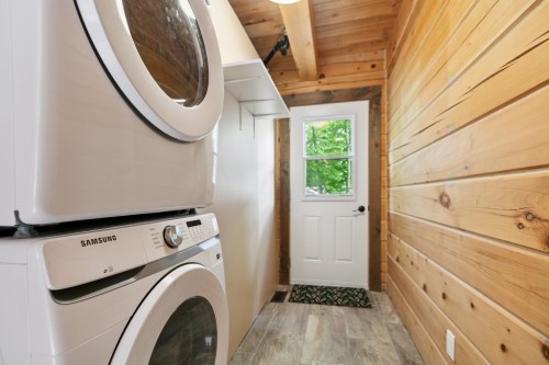 Laundry - 327 Rue Thomas-Lefebvre, Mansfield-Et-Pontefract, QC - Indoor Photo Showing Laundry Room