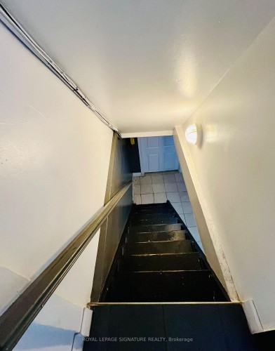 761 Dundas Street W, Toronto, ON 