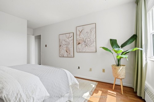 502-45 Southport Street, Toronto, ON - Indoor Photo Showing Bedroom