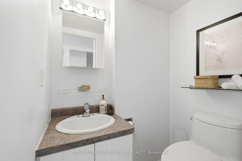 502-45 Southport Street, Toronto, ON - Indoor Photo Showing Bathroom