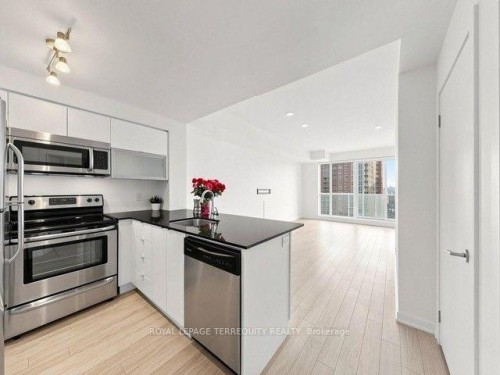 1418-150 Liberty Street, Toronto, ON - Indoor Photo Showing Kitchen With Stainless Steel Kitchen