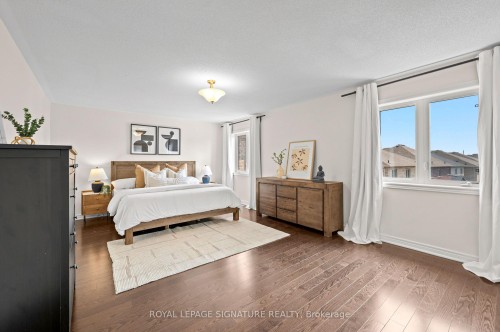 6 Cedarholme Avenue, Caledon, ON - Indoor Photo Showing Bedroom