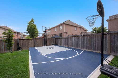 6 Cedarholme Avenue, Caledon, ON - Outdoor