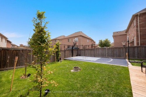6 Cedarholme Avenue, Caledon, ON - Outdoor With Backyard