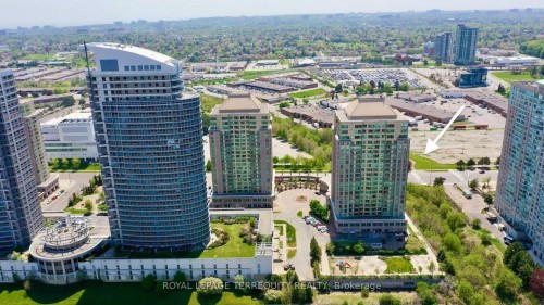 906-18 Lee Centre Drive, Toronto, ON - Outdoor With View