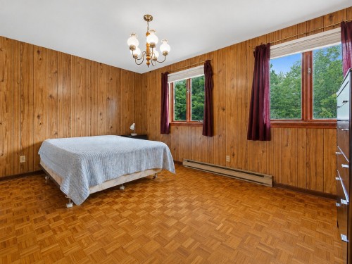 Chambre à coucher principale - 2444 Place Surrey, Saint-Lazare, QC - Indoor Photo Showing Bedroom