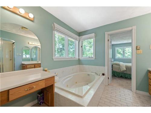 5 Roxborough Crt, Riverview, NB 