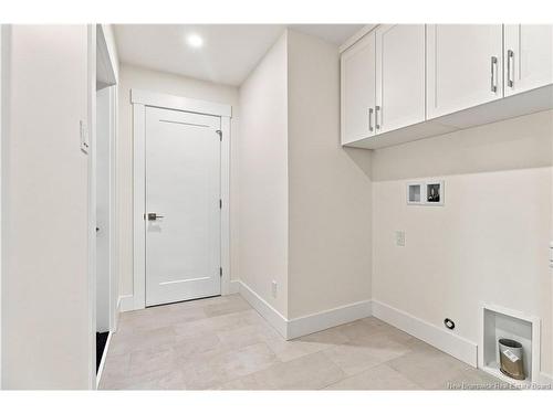 84 Aiden St, Fredericton, NB 