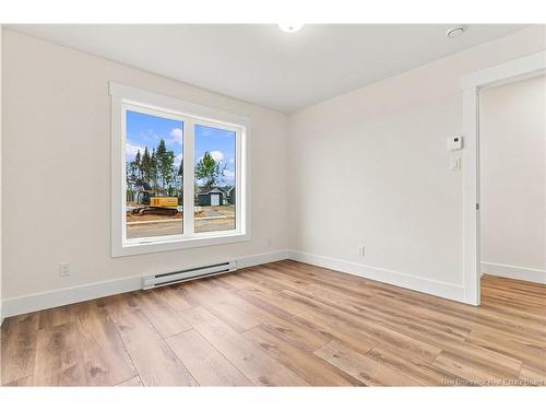 84 Aiden St, Fredericton, NB 