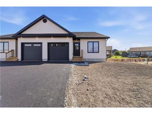 84 Aiden St, Fredericton, NB 