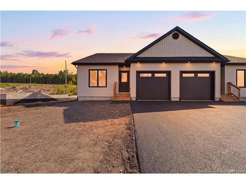 86 Aiden St, Fredericton, NB 