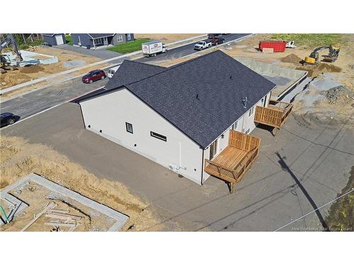 86 Aiden St, Fredericton, NB 