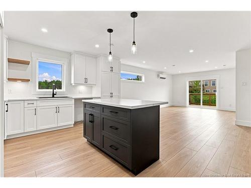 86 Aiden St, Fredericton, NB 