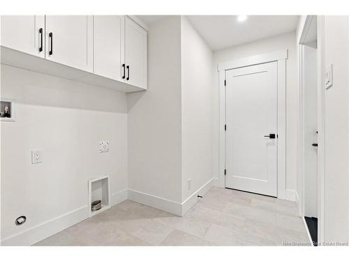 86 Aiden St, Fredericton, NB 