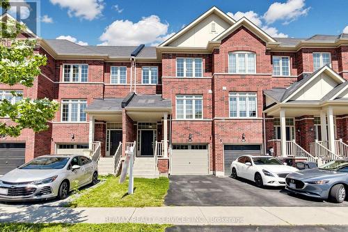 32 AGAVA STREET  Brampton, ON L7A 4S5