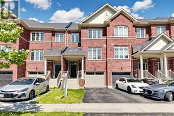 32 AGAVA STREET  Brampton, ON L7A 4S5