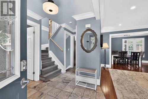 2102 Salma Crescent, Burlington, ON - Indoor Photo Showing Other Room