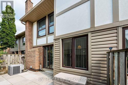 15 Gatwick Lane, Brampton, ON - Outdoor With Exterior