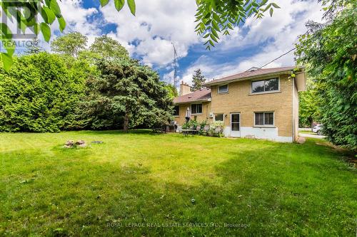 UNIT #2 - 227 LAKESHORE ROAD W , Oakville, Ontario L6K 1E9 2
