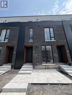 96 EVERETT COMMON St. Catharines, ON L2P 0H1