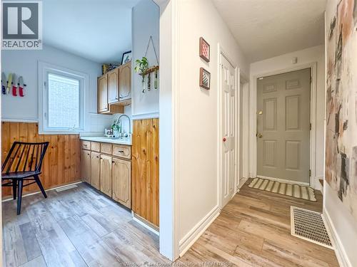 1008 Askin Avenue, Windsor, ON - Indoor