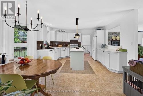 710 Maple Road, Loyalist (Lennox And Addington - South), ON - Indoor