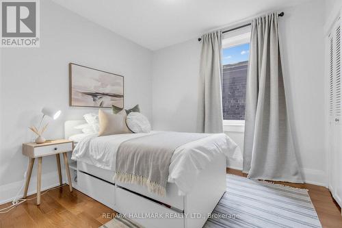 255 Strathmore Boulevard, Toronto, ON - Indoor Photo Showing Bedroom
