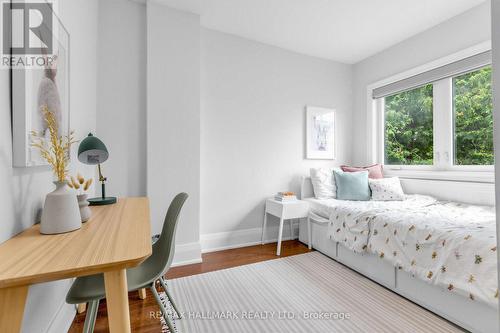 255 Strathmore Boulevard, Toronto, ON - Indoor Photo Showing Bedroom