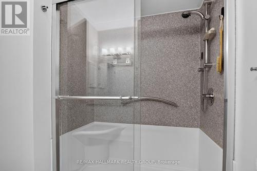 75 Sable Run Drive, Ottawa, ON - Indoor Photo Showing Bathroom